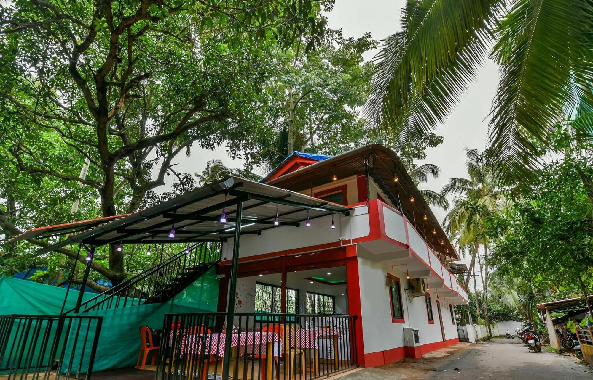 Hotel O Route Near Calangute Beach Esterno foto